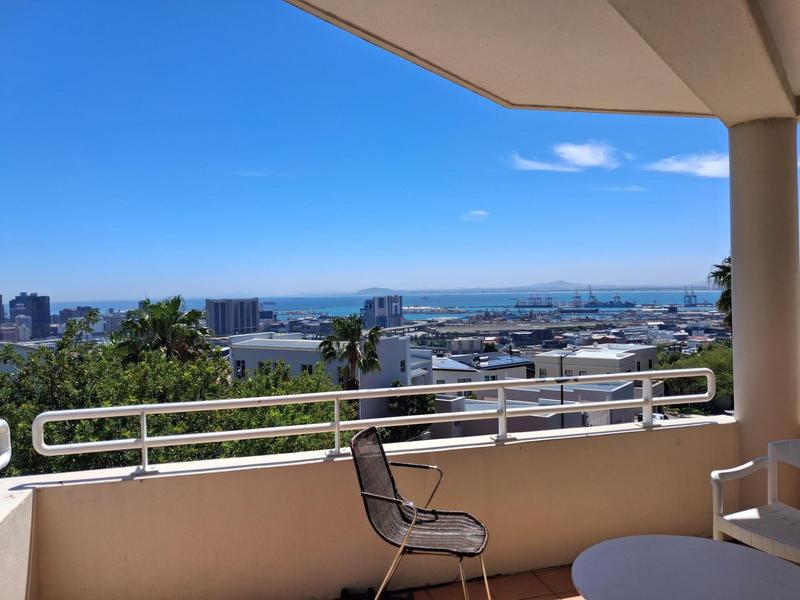 To Let 3 Bedroom Property for Rent in Vredehoek Western Cape